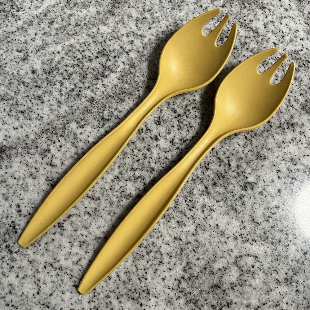 Vintage Tupperware Salad Serving Utensils Fork Spoon Mustard Yellow 12” Set 2